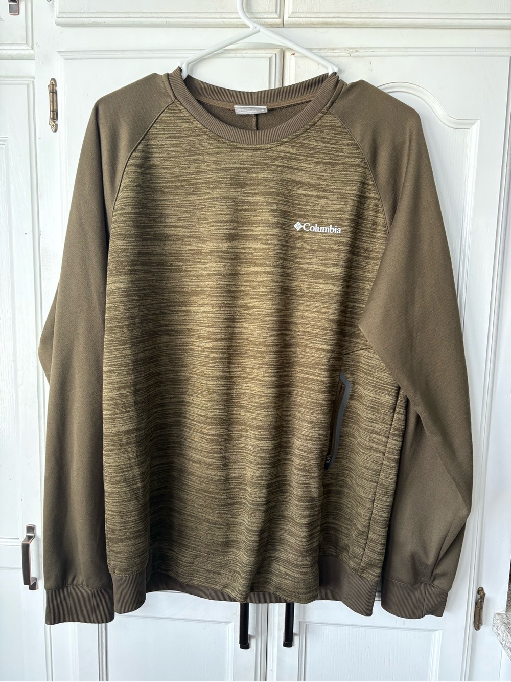 Columbia Men's Heather Olive and Tan Crewneck Performance Pullover
